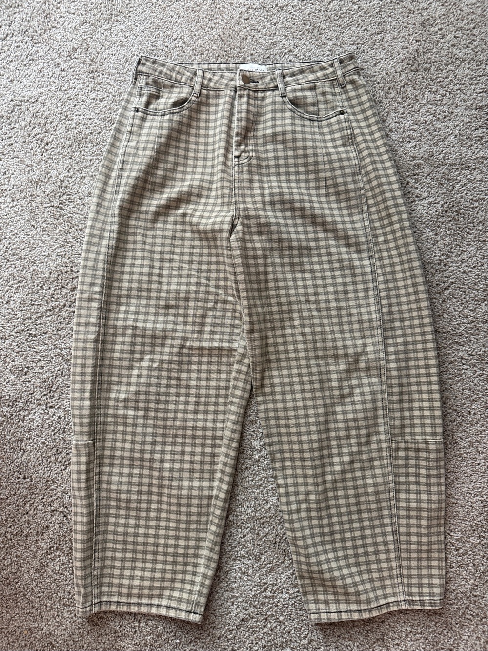 Women's Plaid Relaxed Fit Chinos in Beige
